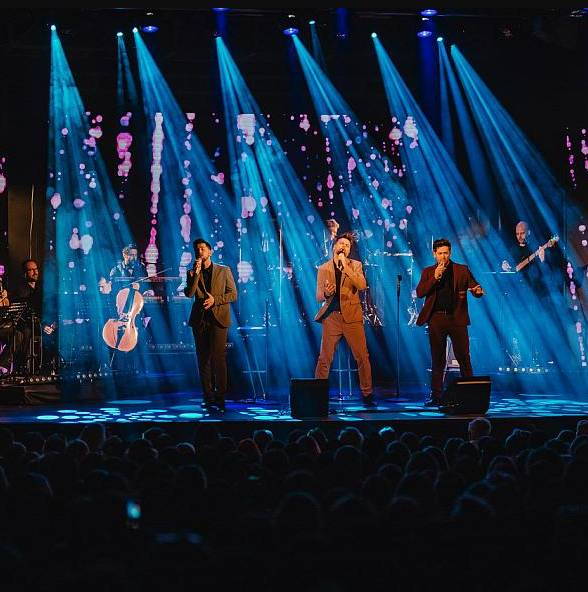 Concert & Musical Show with a Live Band: Let Taxi Český Krumlov Handle Your Transportation
